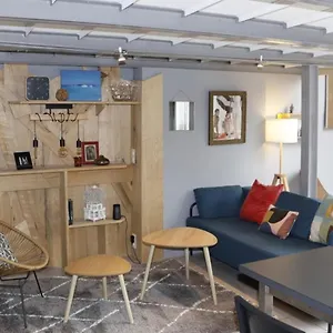  Appartement Air-conditioned Duplex With Furnished Terrace In The City Center